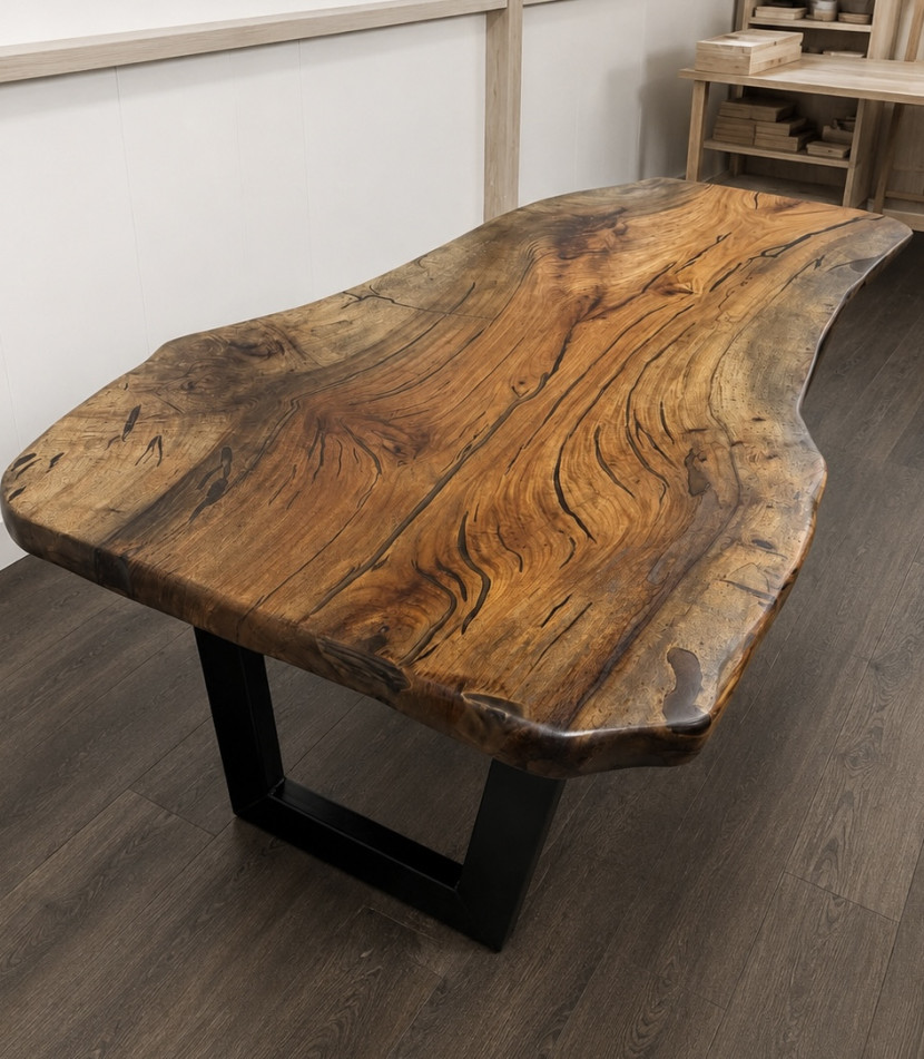 Pecan Desk 